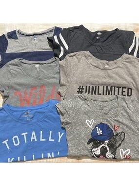 Graphic Girls Bundle of 6 T-Shirts in Size M/8
